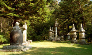 A group of stupas around Paekhwa Hermitage