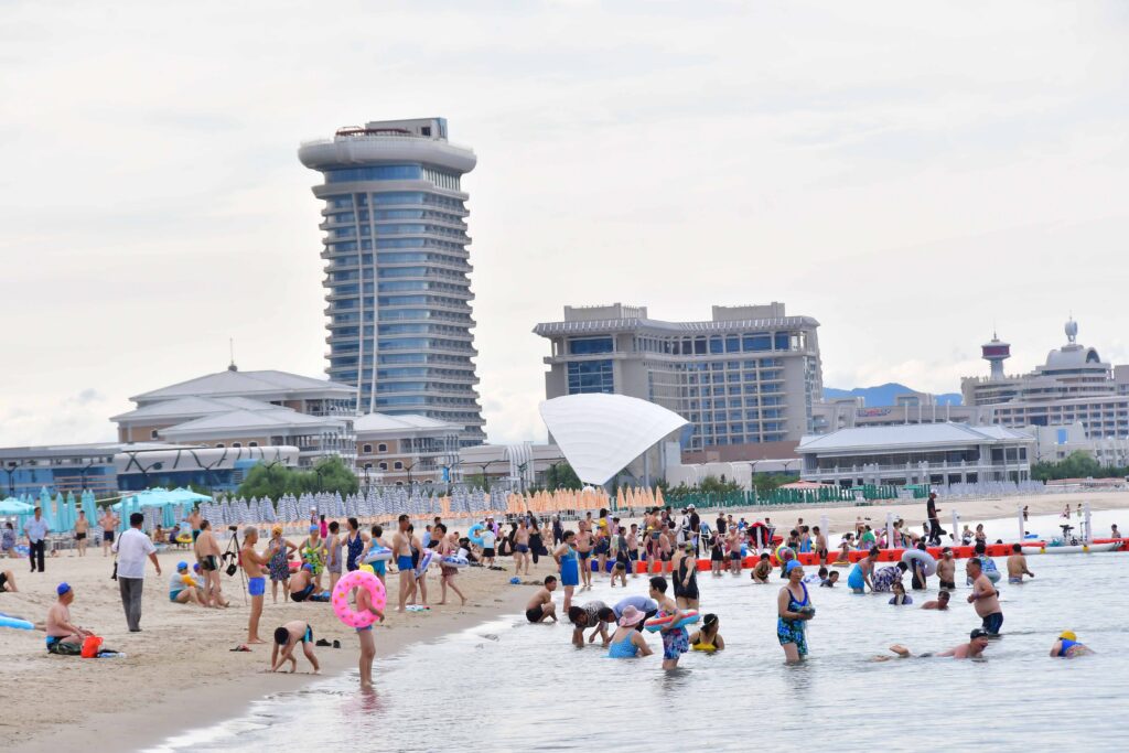 10000000000015c000000e8045996f6d