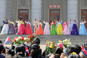 각지에서 3.8국제부녀절을 뜻깊게 맞이 중구역에서
