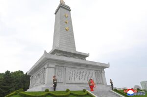2 004