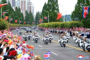 2 004