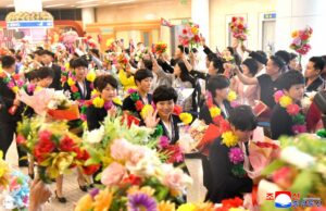 DPRK Women Footballers Return Home 3