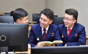 All Classmates Win Scientific Research Prize 3
