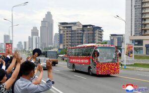 DPRK Women Footballers Return Home 6