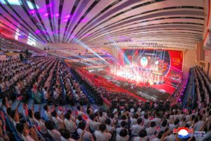 Art Performance Marks 73rd Anniversary of Victory in Fatherland Liberation War 2 003 (1)