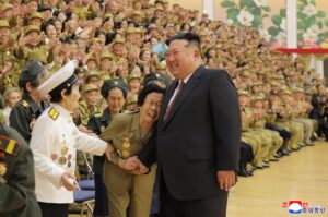 Respected Comrade Kim Jong Un Meets and Has Photo Taken with War Veterans and Persons of Wartime Merits 2 003 (2)